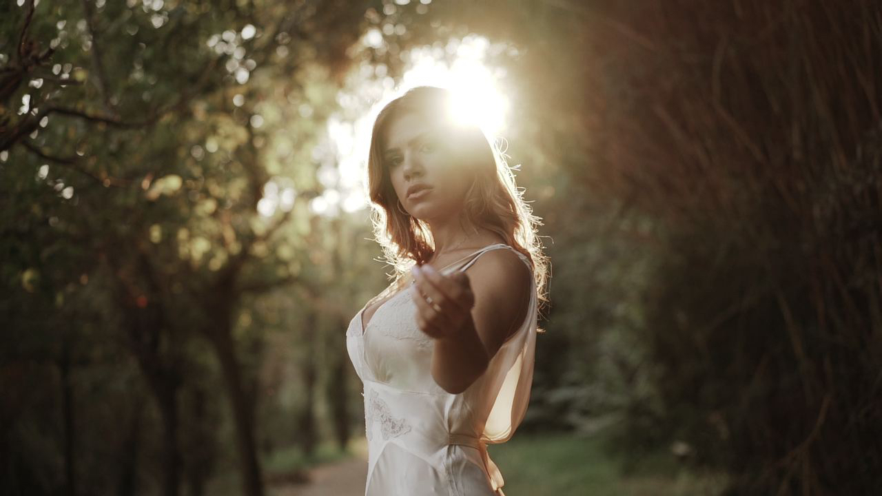 // LOVE ESCAPE // – Engagement in Italy